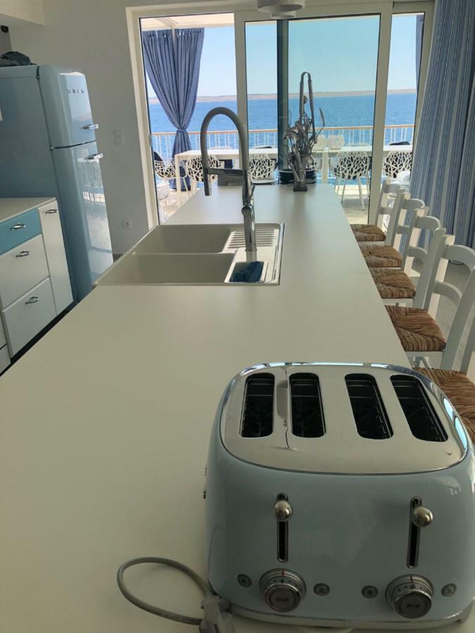 טריבני-קרושיצה Villa Beline Direct Aan Zee, Verwarmd Zwembad En Sauna מראה חיצוני תמונה