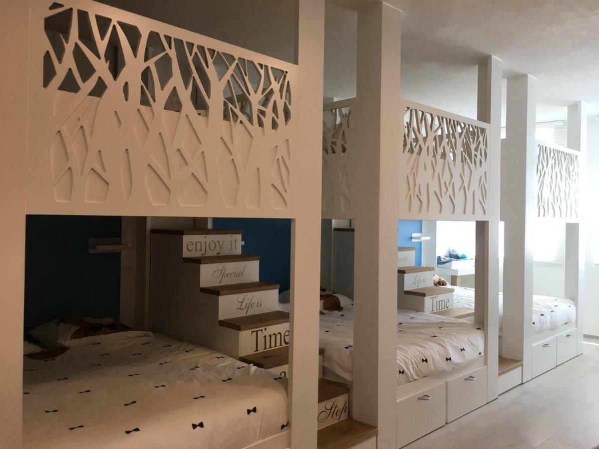 טריבני-קרושיצה Villa Beline Direct Aan Zee, Verwarmd Zwembad En Sauna מראה חיצוני תמונה